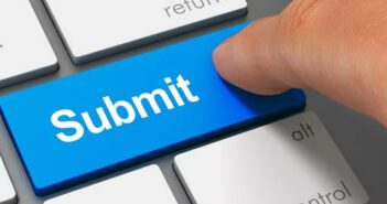 "Submit" Eintragsdienst (Foto: shutterstock - mstanley)