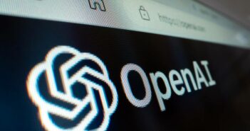 Was ist OpenAI? Offene Künstliche Intelligenz für die Zukunft - Die Schlüsselvorteile von OpenAI und seinen Projekten (Foto: AdobeStock / ymgerman 564087424)