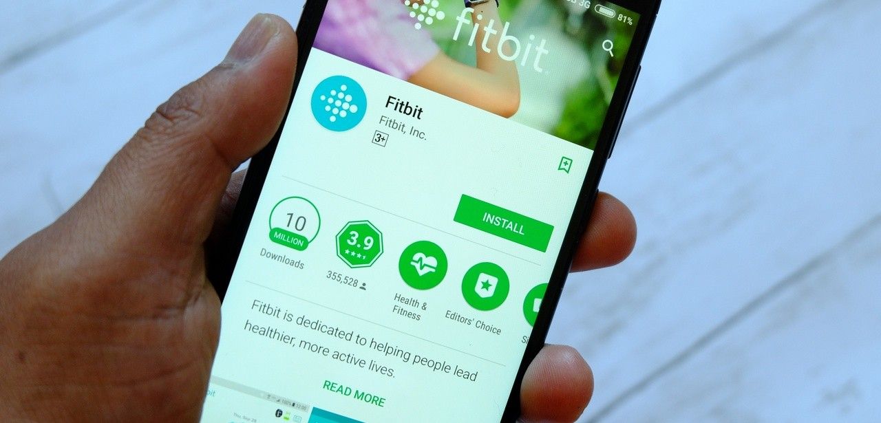 Google kündigt Entlassungswelle an - Zukunft von Fitbit (Foto: AdobeStock - MohamadFaizal 304605289)